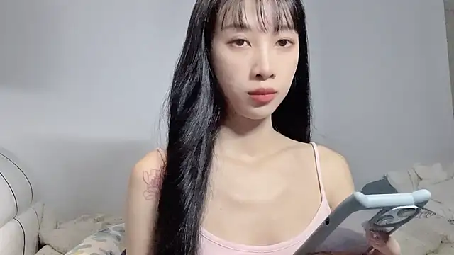 Lili-2 online show from July 2026 04:46:01 PM