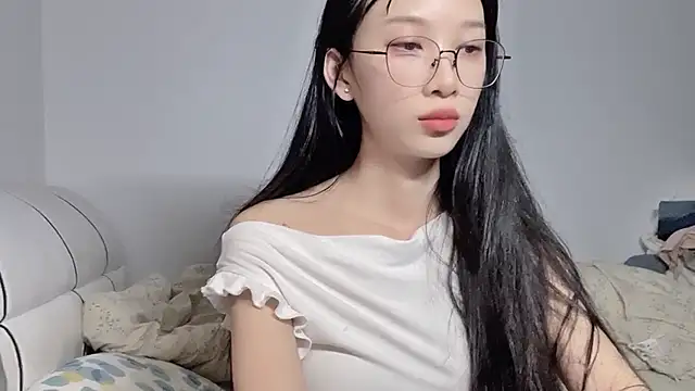 Lili-2 online show from July 2026 02:21:01 PM