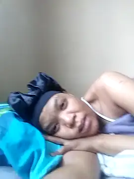 Snapshot of Feathergal69_ chatting on September 2025 12:29:01 PM Feathergal69 online show from September 2025 12:29:01 PM