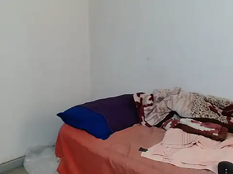 Feathergal69  online show from June 2026 08:52:01 AM