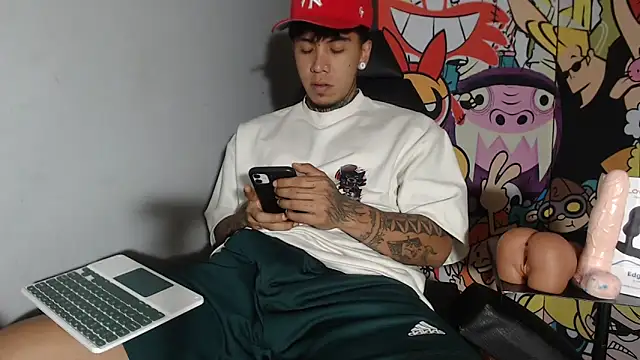 Snapshot of Nickhot0609 chatting on March 2025 10:17:02 PM Nickhot0609 online show from March 2025 10:17:02 PM