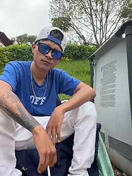 Snapshot of Edward_Milleer chatting on December 2024 05:01:02 PM Edward Milleer online show from December 2024 05:01:02 PM