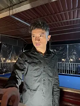 Snapshot of Edward_Milleer chatting on January 2025 03:34:02 AM Edward Milleer online show from January 2025 03:34:02 AM