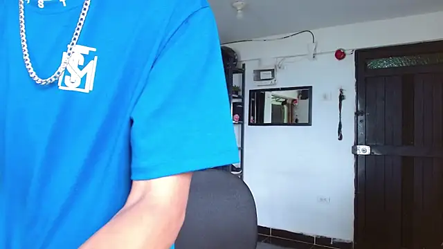 Snapshot of Edward_Milleer chatting on September 2025 05:29:02 PM Edward Milleer online show from September 2025 05:29:02 PM