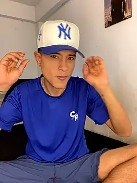 Snapshot of Edward_Milleer chatting on December 2025 05:07:02 PM Edward Milleer online show from December 2025 05:07:02 PM