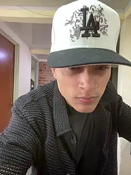 Snapshot of Edward_Milleer chatting on February 2026 02:54:02 PM Edward Milleer online show from February 2026 02:54:02 PM