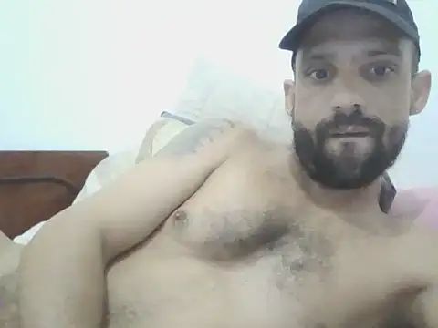 Snapshot of ubermaluco1 chatting on February 2025 11:00:01 PM ubermaluco1 online show from February 2025 11:00:01 PM