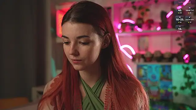 Snapshot of Charmings_054 chatting on February 2025 05:04:02 PM Charmings 054 online show from February 2025 05:04:02 PM