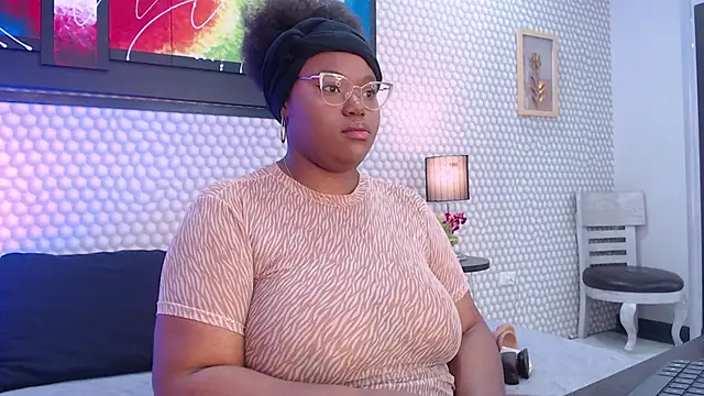 Makena gh online show from February 2025 03:04:02 AM