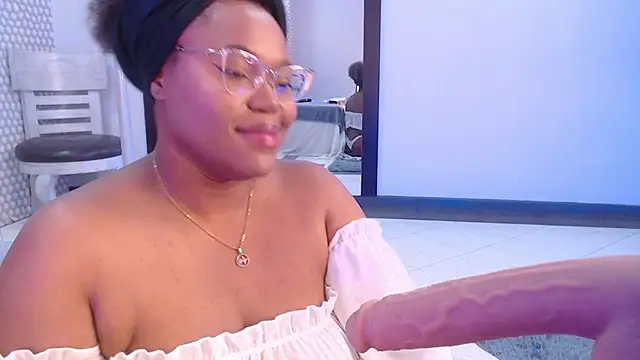 Makena gh online show from February 2025 03:28:01 AM