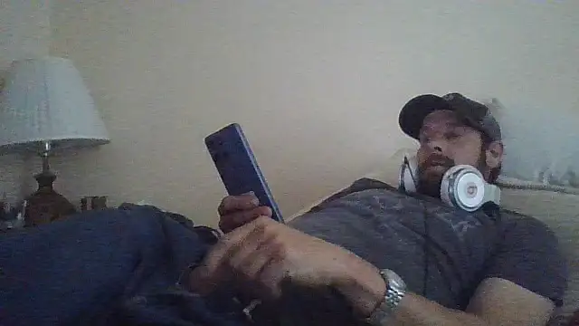 axelongshaft69 online show from May 2026 03:30:01 PM