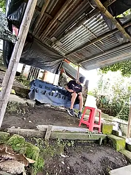 Jestebanano online show from May 2026 01:27:01 PM