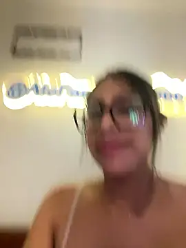 AleFantasy0001 online show from January 2026 07:52:02 PM