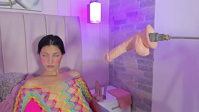 Snapshot of Emma_Payton chatting on December 2024 02:39:01 PM Emma Payton online show from December 2024 02:39:01 PM