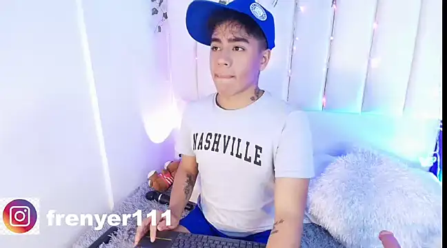 kiing azahell online show from January 2025 03:48:01 AM