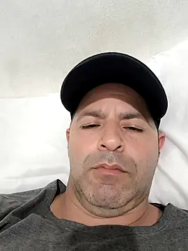 Marciogrei online show from October 2025 06:08:02 PM