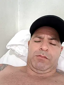 Marciogrei online show from October 2025 09:46:01 PM