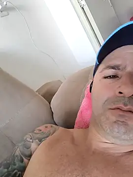 Marciogrei online show from November 2025 09:04:01 PM