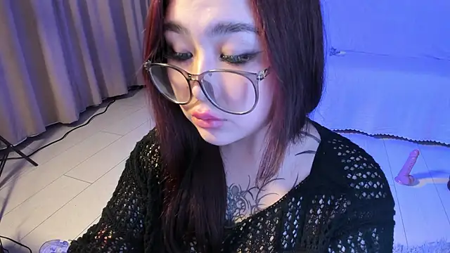 Yuriko May online show from January 2025 09:42:02 PM