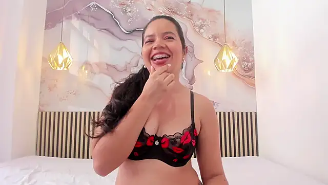 EvelynSweet1 online show from November 2025 07:14:02 PM