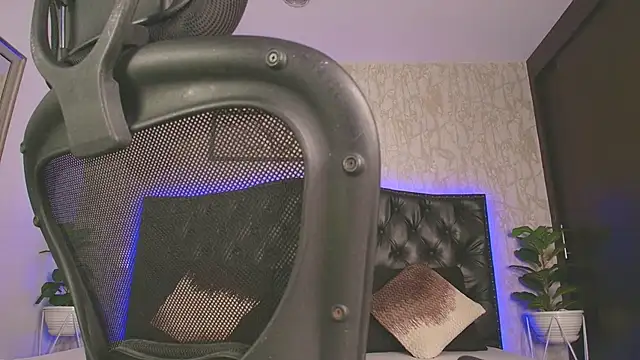 MattDevon online show from January 2026 03:21:01 AM