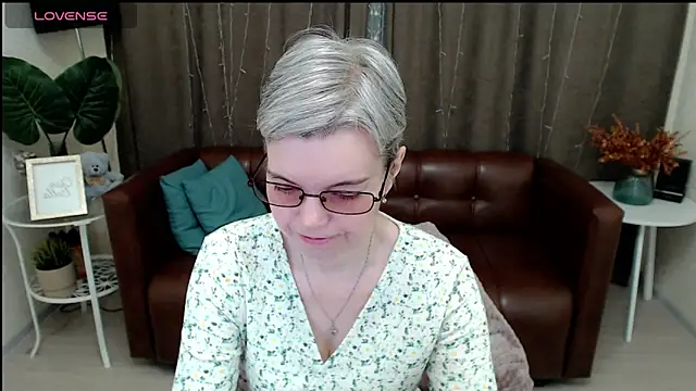 Cutie Erikaa1 online show from January 2025 02:37:02 AM