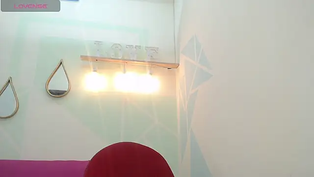 Snapshot of Mia-kalinfa chatting on January 2025 12:52:01 PM Mia-kalinfa online show from January 2025 12:52:01 PM