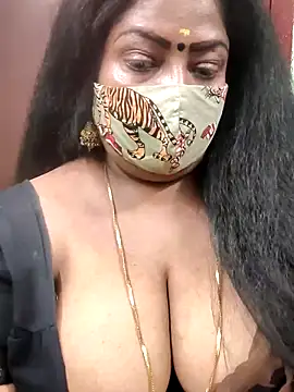 Snapshot of maniisha chatting on December 2024 12:57:02 AM maniisha online show from December 2024 12:57:02 AM