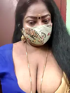 Snapshot of maniisha chatting on December 2024 06:49:01 PM maniisha online show from December 2024 06:49:01 PM