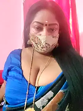 Snapshot of maniisha chatting on February 2025 10:02:02 AM maniisha online show from February 2025 10:02:02 AM