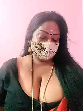 Snapshot of maniisha chatting on February 2025 09:11:02 PM maniisha online show from February 2025 09:11:02 PM