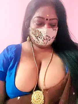 Snapshot of maniisha chatting on February 2025 09:31:01 PM maniisha online show from February 2025 09:31:01 PM