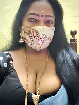 Snapshot of maniisha chatting on October 2025 07:00:01 PM maniisha online show from October 2025 07:00:01 PM