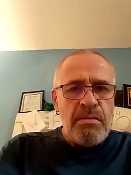 geilerschwanz64 online show from December 2024 12:38:02 PM