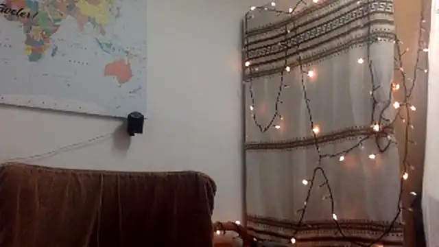 TowaFreespirit online show from December 2024 11:11:02 AM