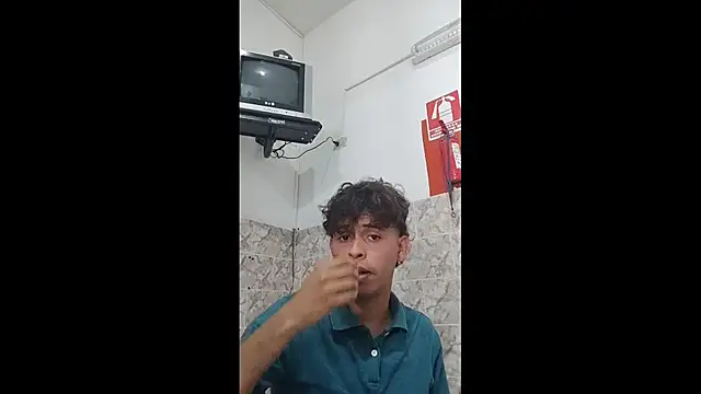 luisfer 306 online show from January 2025 06:04:01 PM