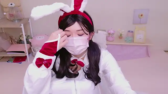 Snapshot of NAMI_s2 chatting on December 2024 09:22:01 AM NAMI s2 online show from December 2024 09:22:01 AM