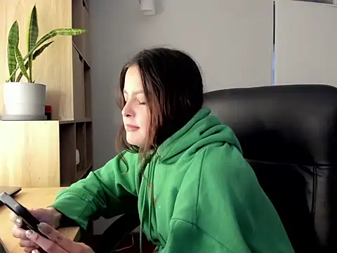 AmandaCallum online show from July 2026 08:16:01 PM