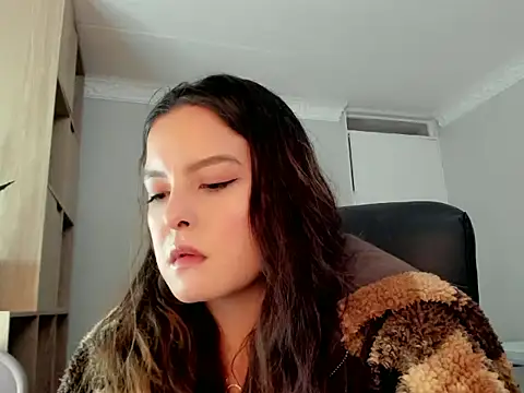 AmandaCallum online show from July 2026 06:11:02 PM