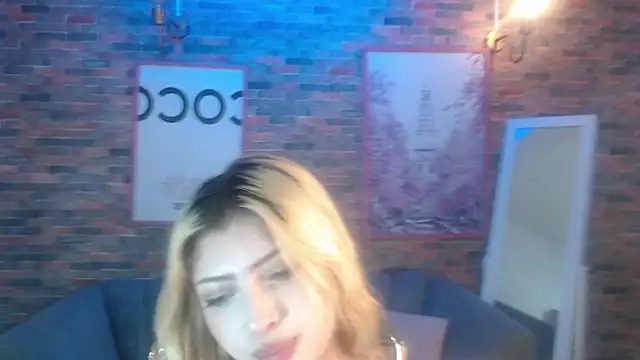 Kitty fox b online show from January 2025 03:54:01 PM