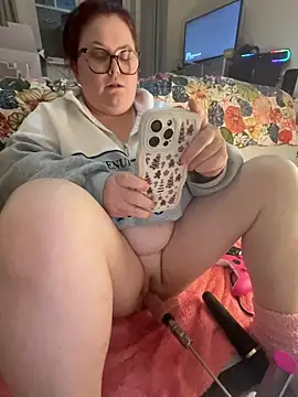 Snapshot of Tallulah-mae-xoxox chatting on February 2025 10:31:01 PM Tallulah-mae-xoxox online show from February 2025 10:31:01 PM