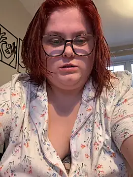 Snapshot of Tallulah-mae-xoxox chatting on March 2025 05:39:02 PM Tallulah-mae-xoxox online show from March 2025 05:39:02 PM