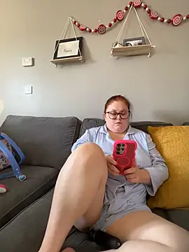 Snapshot of Tallulah-mae-xoxox chatting on September 2025 10:37:02 AM Tallulah-mae-xoxox online show from September 2025 10:37:02 AM