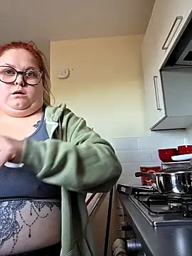 Snapshot of Tallulah-mae-xoxox chatting on September 2025 02:18:02 PM Tallulah-mae-xoxox online show from September 2025 02:18:02 PM