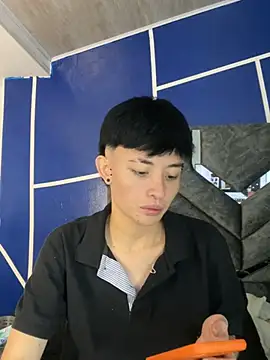 nico 18x online show from February 2025 05:58:02 AM