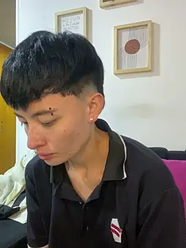 nico 18x online show from March 2025 02:14:02 AM