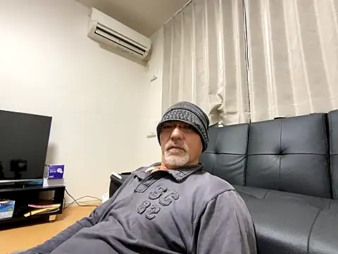 Snapshot of Grandpa29hijii chatting on November 2025 01:34:01 PM Grandpa29hijii online show from November 2025 01:34:01 PM