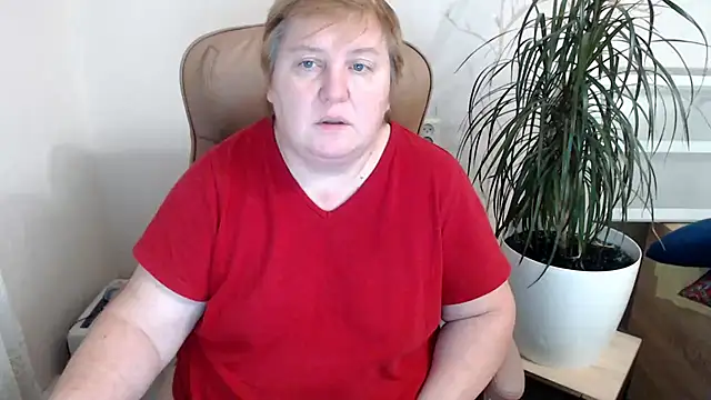 Snapshot of Limonka-Fire chatting on December 2024 09:50:01 PM Limonka-Fire online show from December 2024 09:50:01 PM