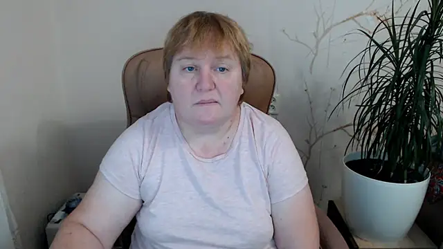 Snapshot of Limonka-Fire chatting on December 2024 08:51:01 AM Limonka-Fire online show from December 2024 08:51:01 AM