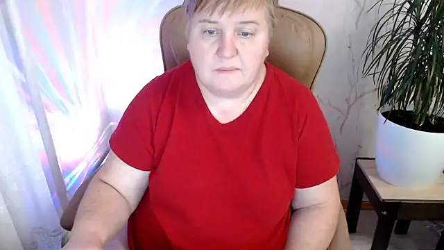 Snapshot of Limonka-Fire chatting on January 2025 12:46:02 PM Limonka-Fire online show from January 2025 12:46:02 PM